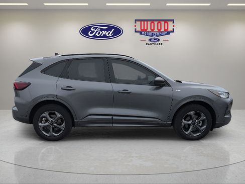 Used 2024 Ford Escape ST-Line AWD/4WD image 2