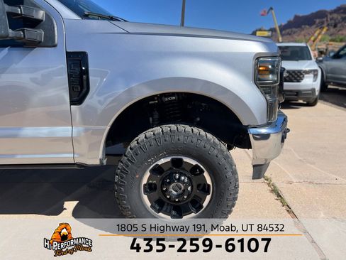 Used 2022 Ford F250 Lariat w/ Lariat Value Package AWD/4WD image 4