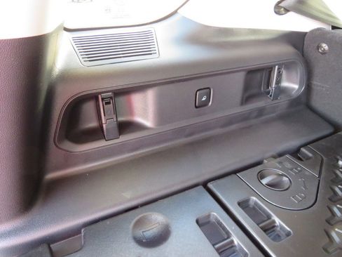 New 2024 Ford Bronco Sport Heritage w/ Heritage Convenience Package image 19