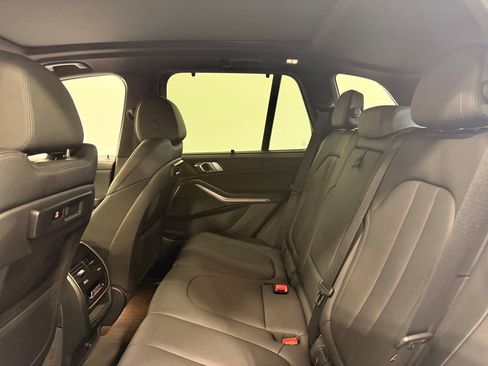 Used 2022 BMW X5 xDrive40i w/ Premium Package AWD/4WD image 22