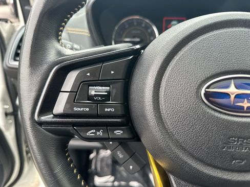 Used 2021 Subaru Crosstrek 2.5i Sport w/ Moonroof Package image 19