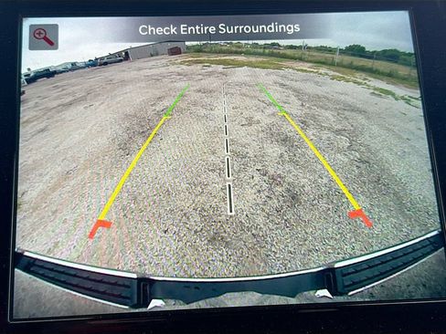 Used 2023 RAM 1500 Laramie AWD/4WD image 17