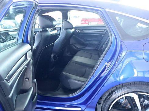 Used 2018 Honda Accord Sport image 28