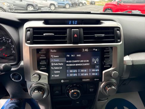 Used 2021 Toyota 4Runner SR5 AWD/4WD image 18
