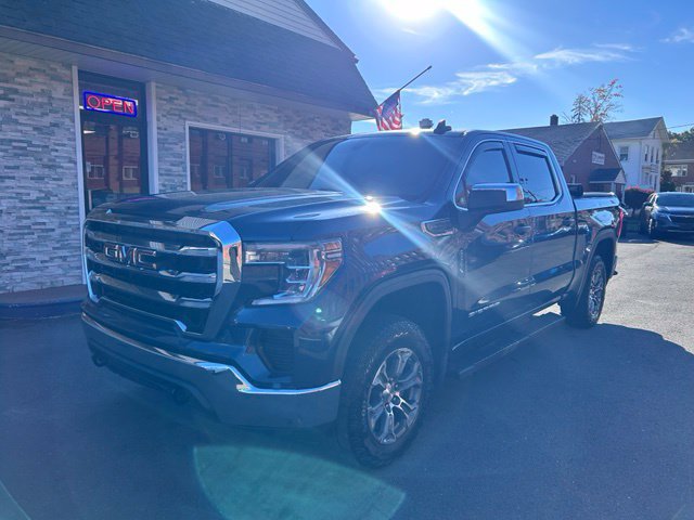 Used 2019 GMC Sierra 1500 SLE w/ X31 Off-Road Package AWD/4WD image 1