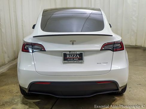 Used 2023 Tesla Model Y Long Range AWD/4WD image 8