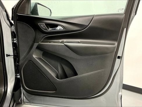 Used 2023 Chevrolet Equinox LT image 22