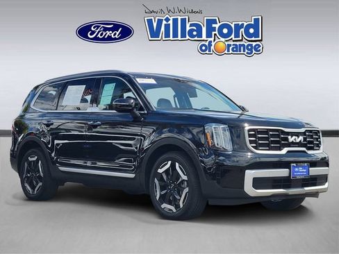 Used 2024 Kia Telluride S w/ S Sunroof Package FWD image 1