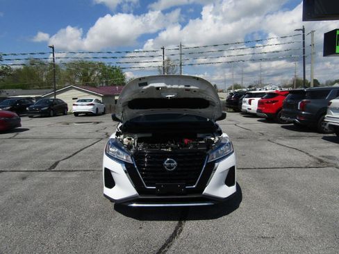 Used 2021 Nissan Kicks S FWD image 24