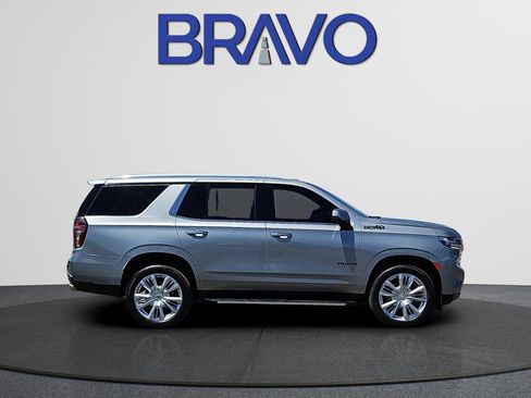Used 2024 Chevrolet Tahoe High Country image 3
