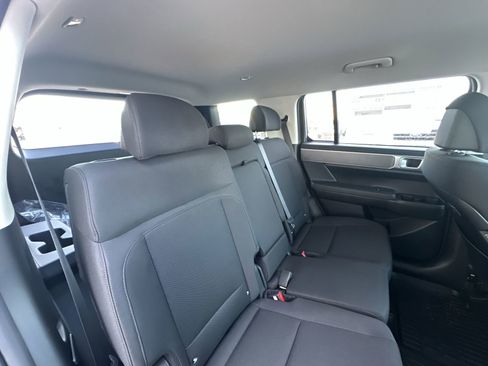 New 2026 Hyundai Santa Fe SE image 24