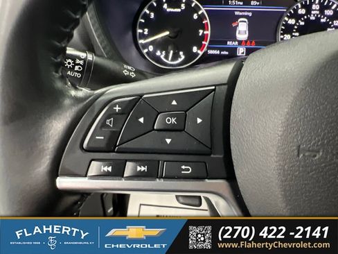 Used 2022 Nissan Sentra SV FWD image 25