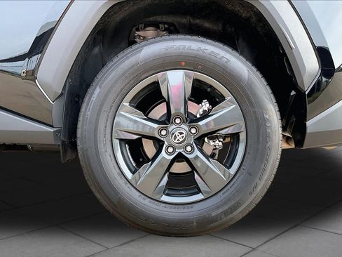 Used 2026 Toyota RAV4 LE AWD/4WD image 11