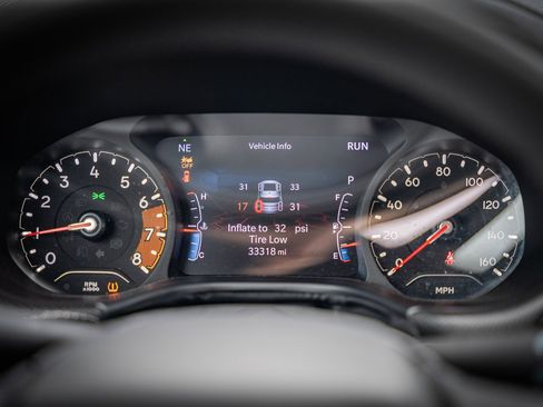 Used 2023 Jeep Compass Altitude image 25