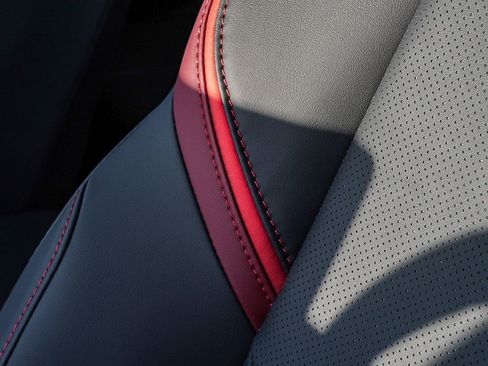 New 2026 Toyota Prius Plug-In Hybrid image 27