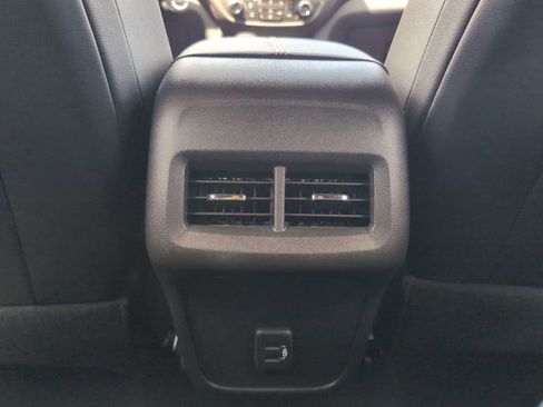 Used 2023 Chevrolet Equinox RS FWD image 20