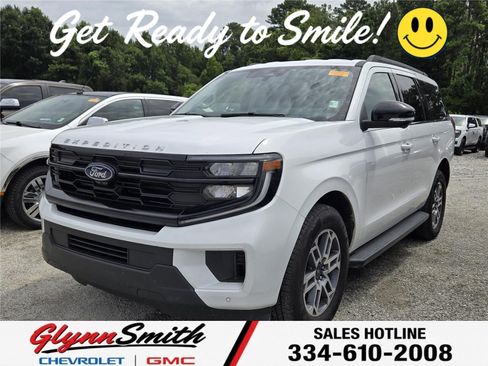 Used 2026 Ford Expedition Active RWD image 1