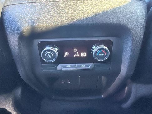 Used 2025 Buick Enclave Preferred image 28