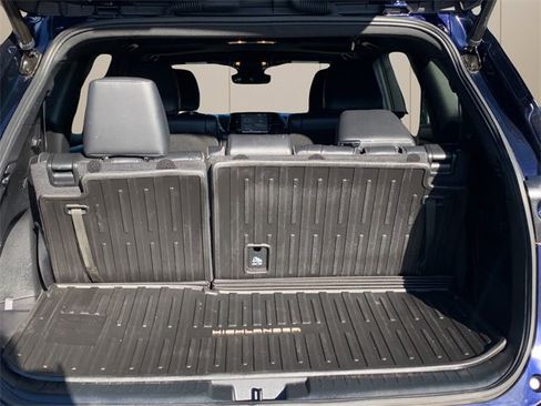 Used 2022 Toyota Highlander XSE image 14