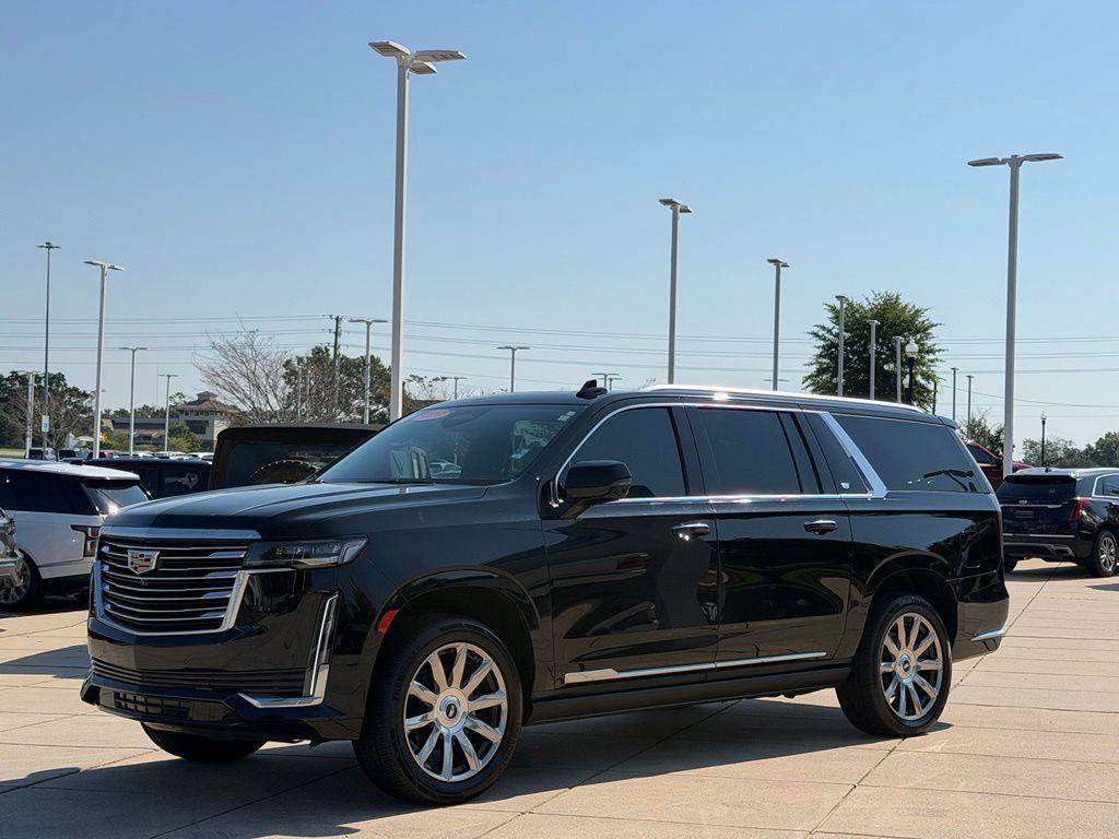 Used 2023 Cadillac Escalade ESV Premium Luxury Platinum AWD/4WD image 7