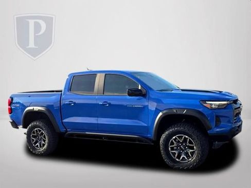 New 2026 Chevrolet Colorado ZR2 w/ Technology Package AWD/4WD image 2