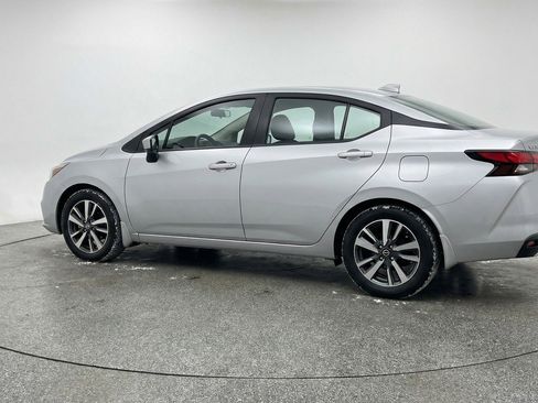 Used 2025 Nissan Versa SV FWD image 6