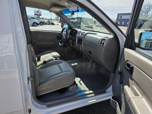 Used 2008 Chevrolet Colorado W/T image 10