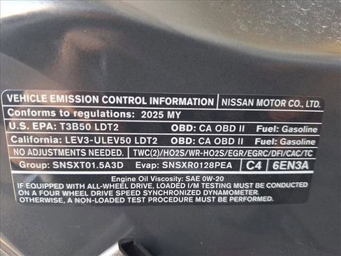 Used 2025 Nissan Rogue SV image 22