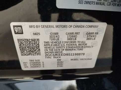 Used 2025 Chevrolet Silverado 1500 RST AWD/4WD image 31