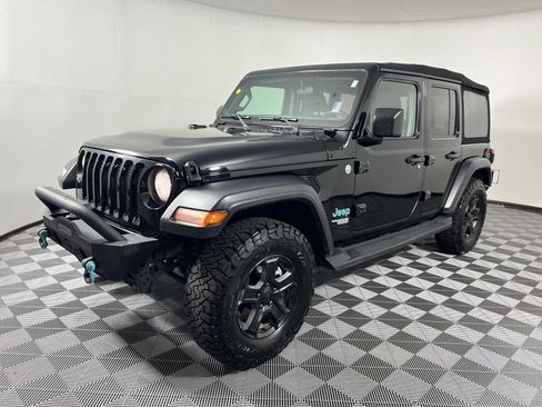 Used 2020 Jeep Wrangler Unlimited Sport S image 6