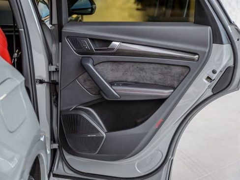 Used 2020 Audi SQ5 Premium Plus w/ Premium Plus Package image 54