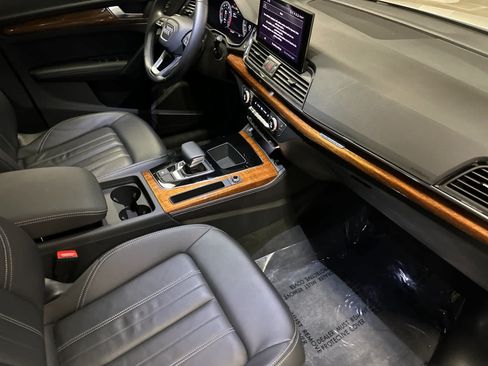 Used 2023 Audi Q5 2.0T Premium Plus w/ Premium Plus Package AWD/4WD image 16