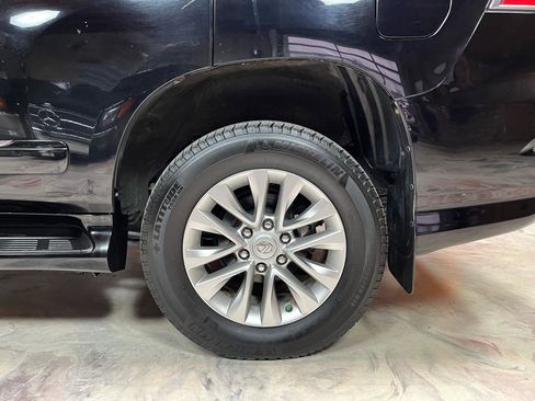 Used 2015 Lexus GX 460 w/ Premium Package AWD/4WD image 35