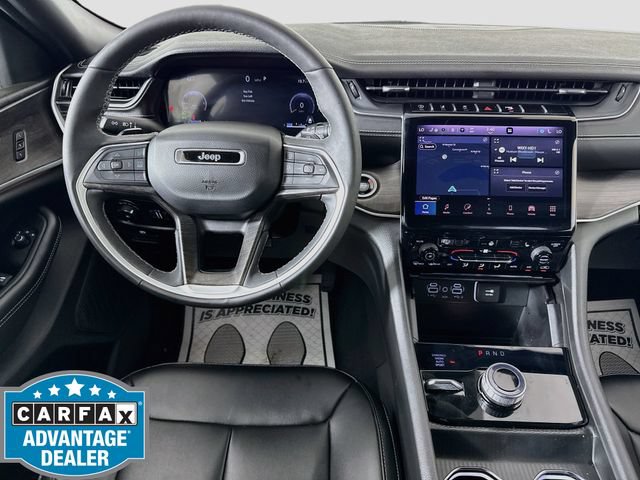 Used 2024 Jeep Grand Cherokee Limited w/ Black Appearance Package AWD/4WD image 21
