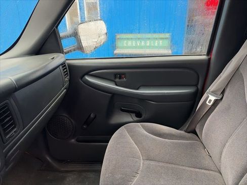 Used 2001 GMC Sierra 2500 SL image 16