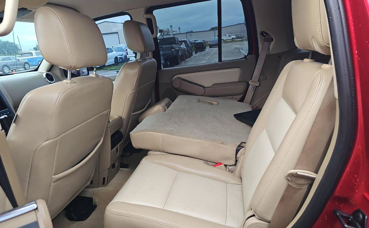 Used 2007 Ford Explorer XLT AWD/4WD image 11