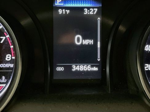 Used 2023 Toyota Camry SE FWD image 8