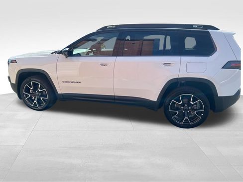 New 2026 Jeep Cherokee Overland w/ Advanced Pro Tech Group AWD/4WD image 2