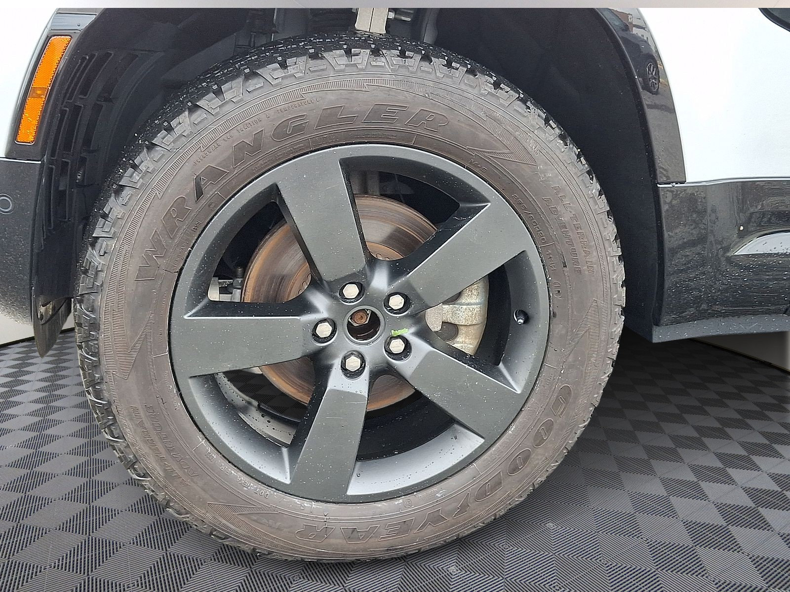 Certified 2023 Land Rover Defender 110 S AWD/4WD image 2