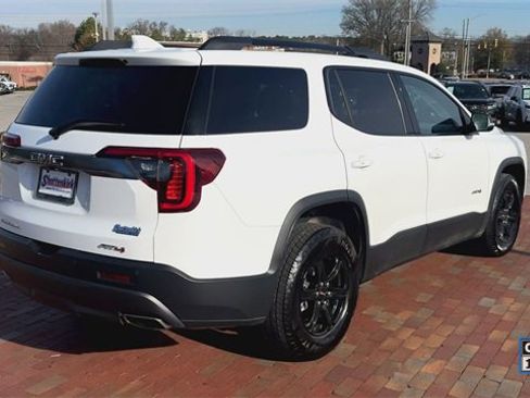 Used 2023 GMC Acadia AT4 w/ Technology Package image 2