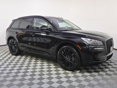 New 2026 Lincoln Corsair Premiere image 8