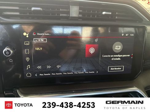 Used 2022 GMC Sierra 1500 Denali w/ Denali Reserve Package AWD/4WD image 24