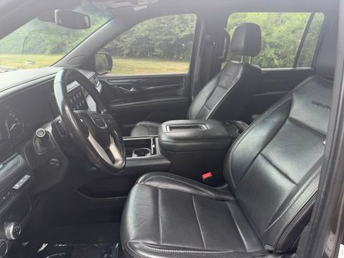 Used 2021 GMC Yukon XL Denali RWD image 14