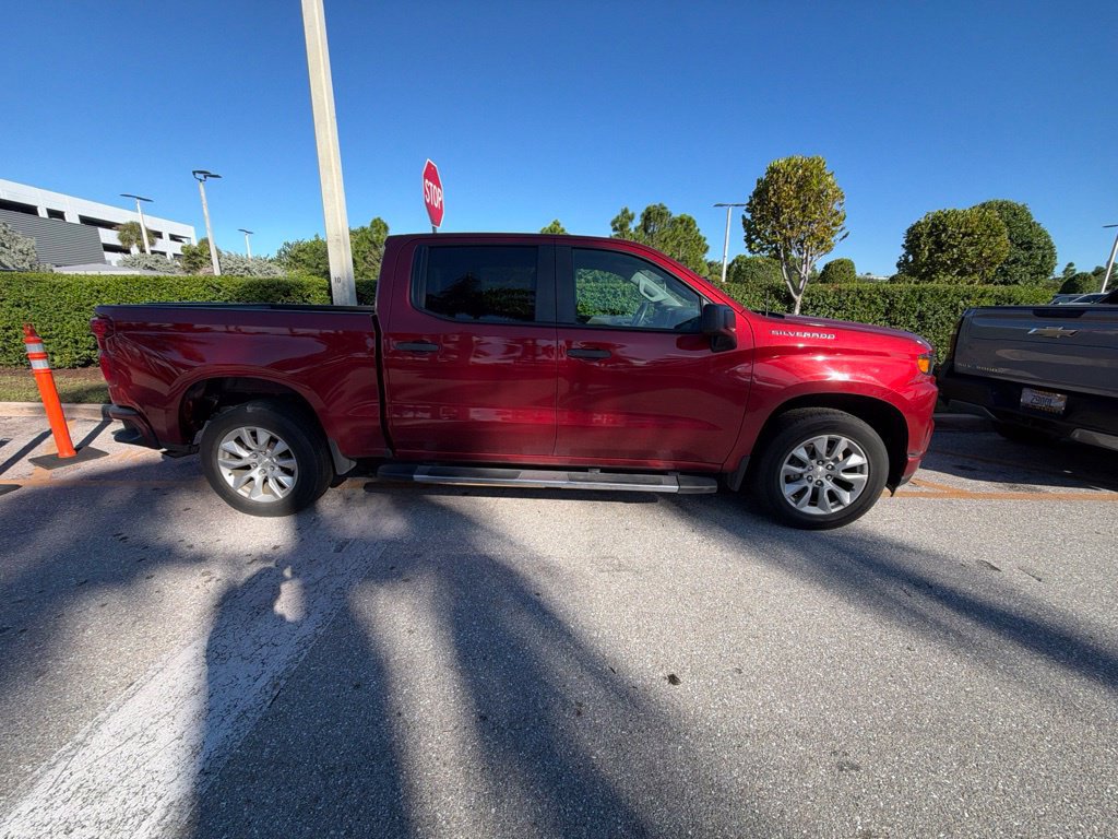 Used 2019 Chevrolet Silverado 1500 Custom w/ Trailering Package RWD image 3