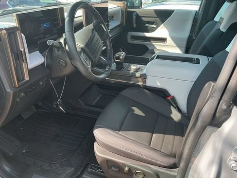 Used 2025 GMC Hummer EV 3X AWD/4WD image 3