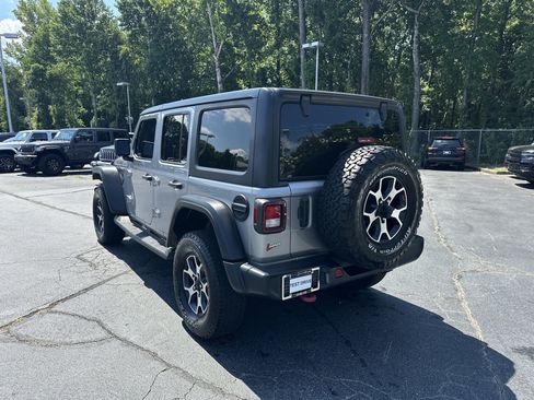 Used 2020 Jeep Wrangler Unlimited Rubicon w/ Cold Weather Group AWD/4WD image 7