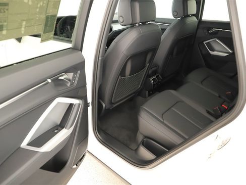 New 2025 Audi Q3 2.0T Premium image 27