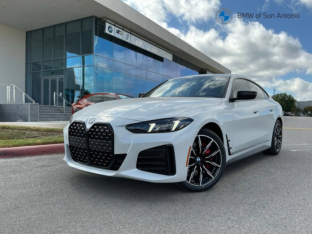 New 2026 BMW 430i xDrive w/ M Sport Package AWD/4WD image 1
