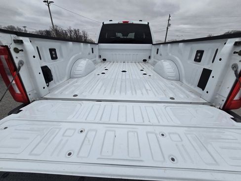 Used 2025 Ford F350 XLT image 15