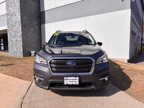 Used 2019 Subaru Ascent Limited image 9